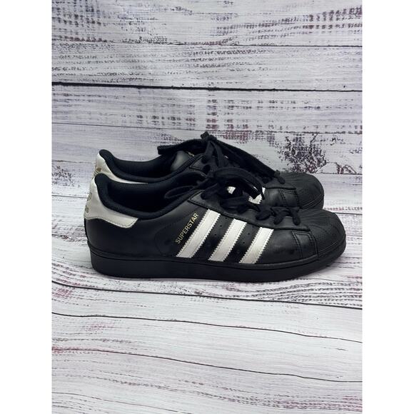 adidas gazelle silver green womens ADIDAS SUPERSTAR 2  Magic Sneaker